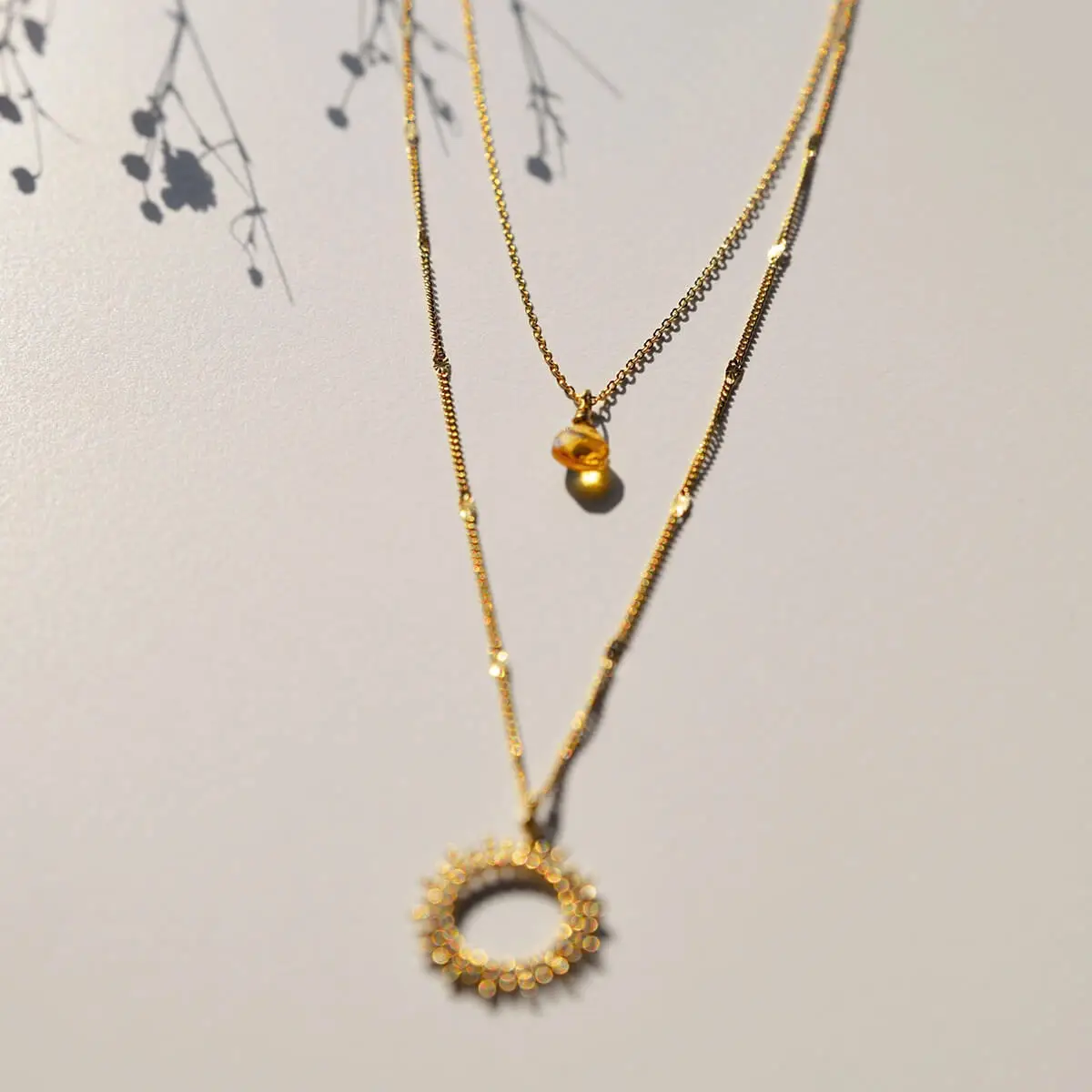 vinoos-colours-of-wine-kette-sonne-goudgeel-happy-together-goldgelb image 1