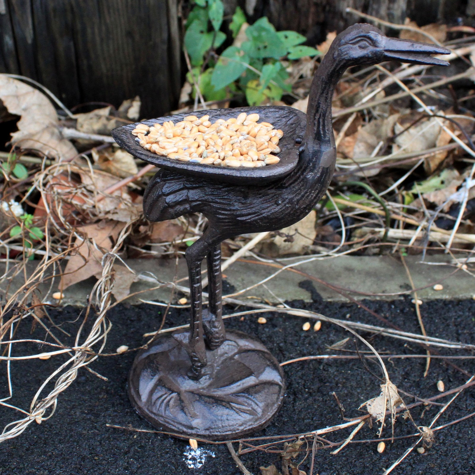 geschenke364-gartendeko-storch-vogelfutterschale-eisen-schwarz-21-cm image 1