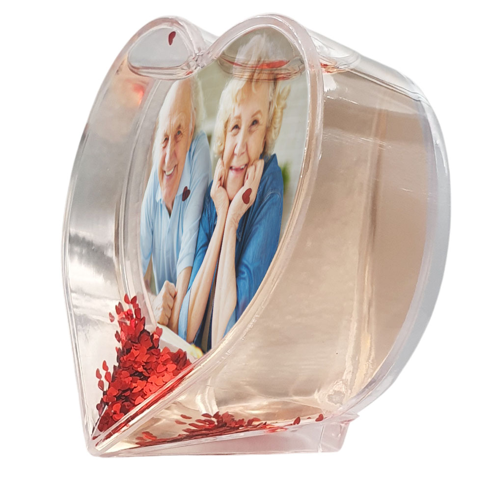 geschenke364-saisonales-herz-schneekugel-mit-foto-mit-roten-herzen image 3
