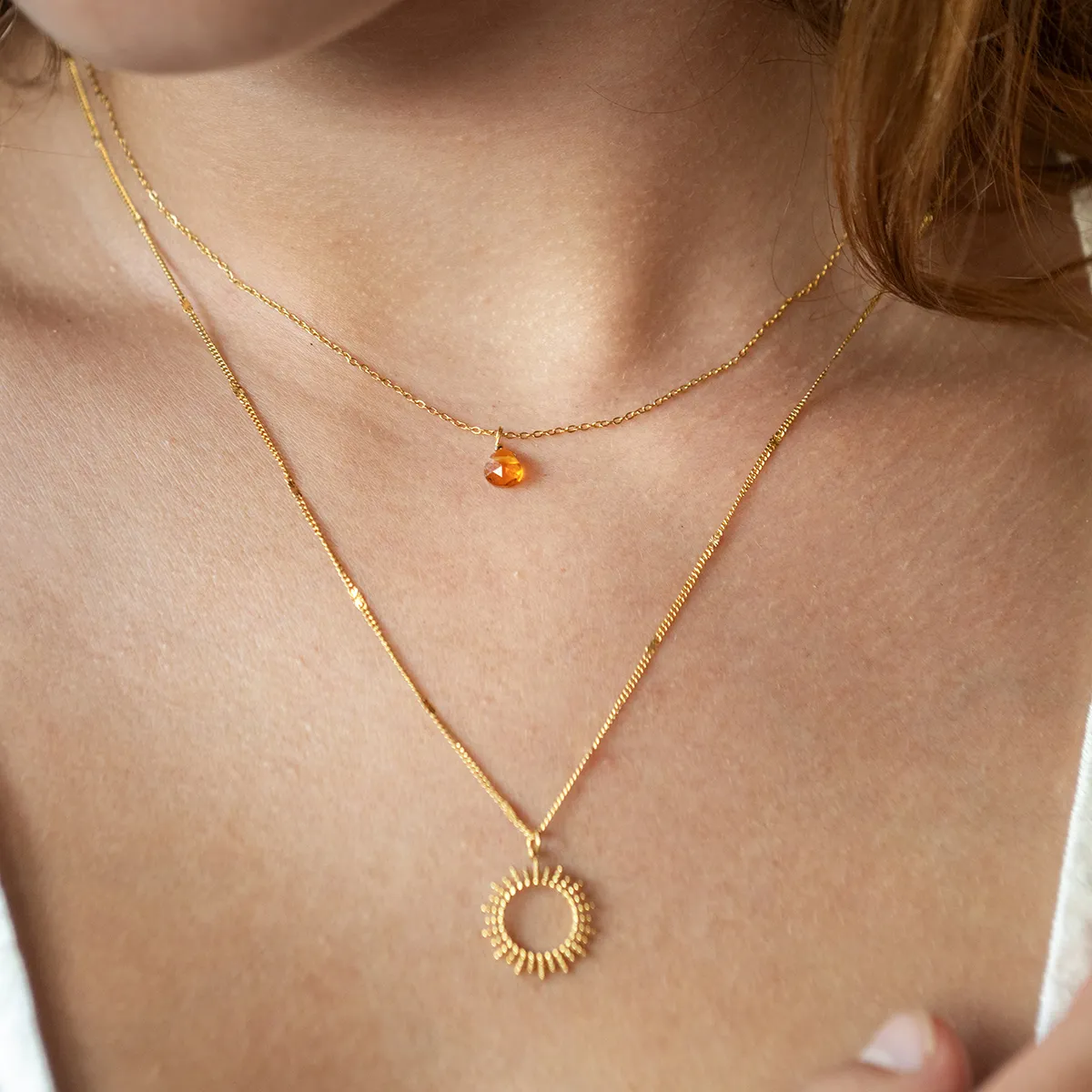 vinoos-colours-of-wine-sonnenkette-amber-halskette-inner-glow image 2