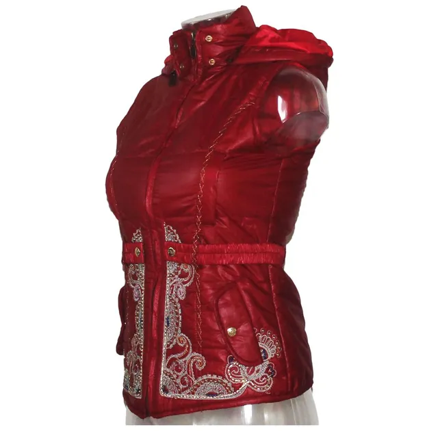 geschenke364-damenmode-weste-signet-3196-rot-kapuze-stickerei image 1