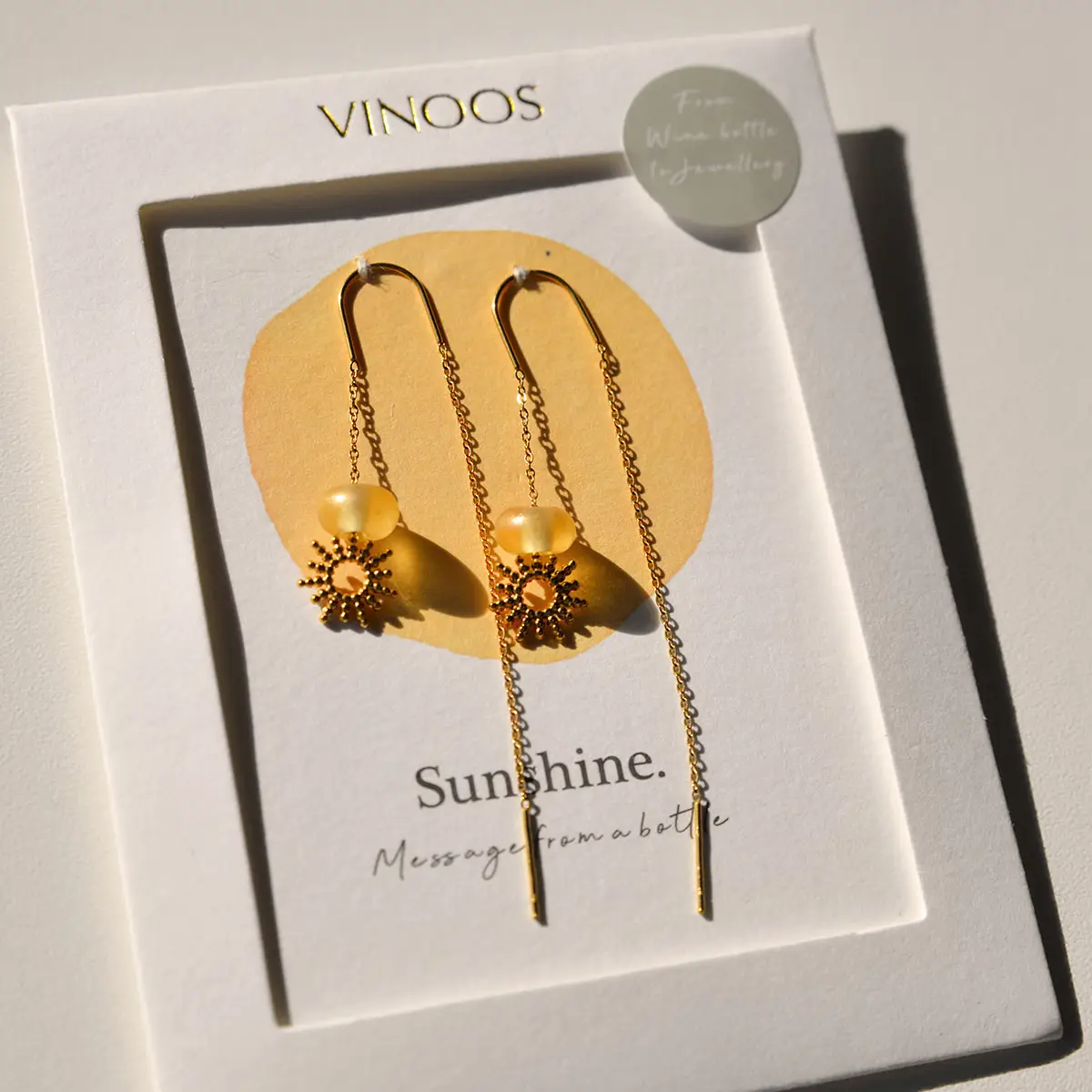 vinoos-colours-of-wine-sonne-ohrringe-pearl-weinglas image 2