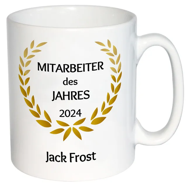 geschenke364-namens-tasse-mitarbeiter-des-jahres-mit-name-keramik image 1