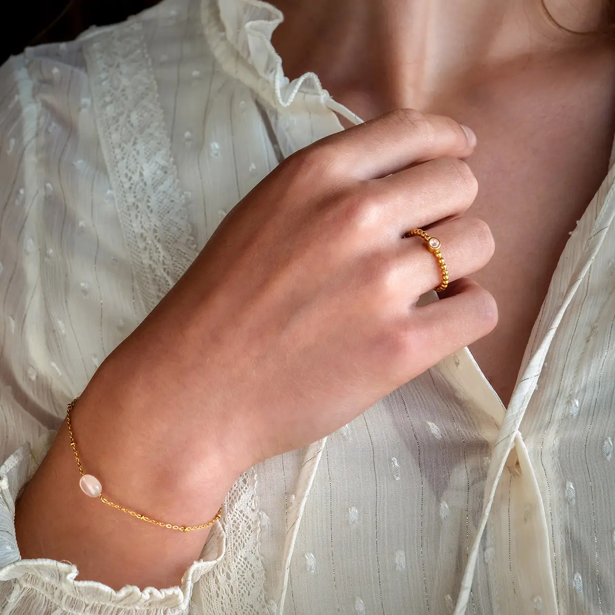 vinoos-colours-of-wine-ring-gold-rosa-stein image 2
