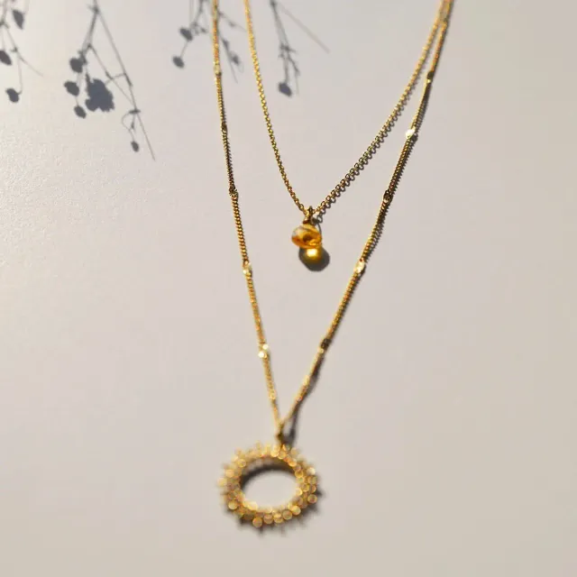 vinoos-colours-of-wine-kette-sonne-goudgeel-happy-together-goldgelb image 1