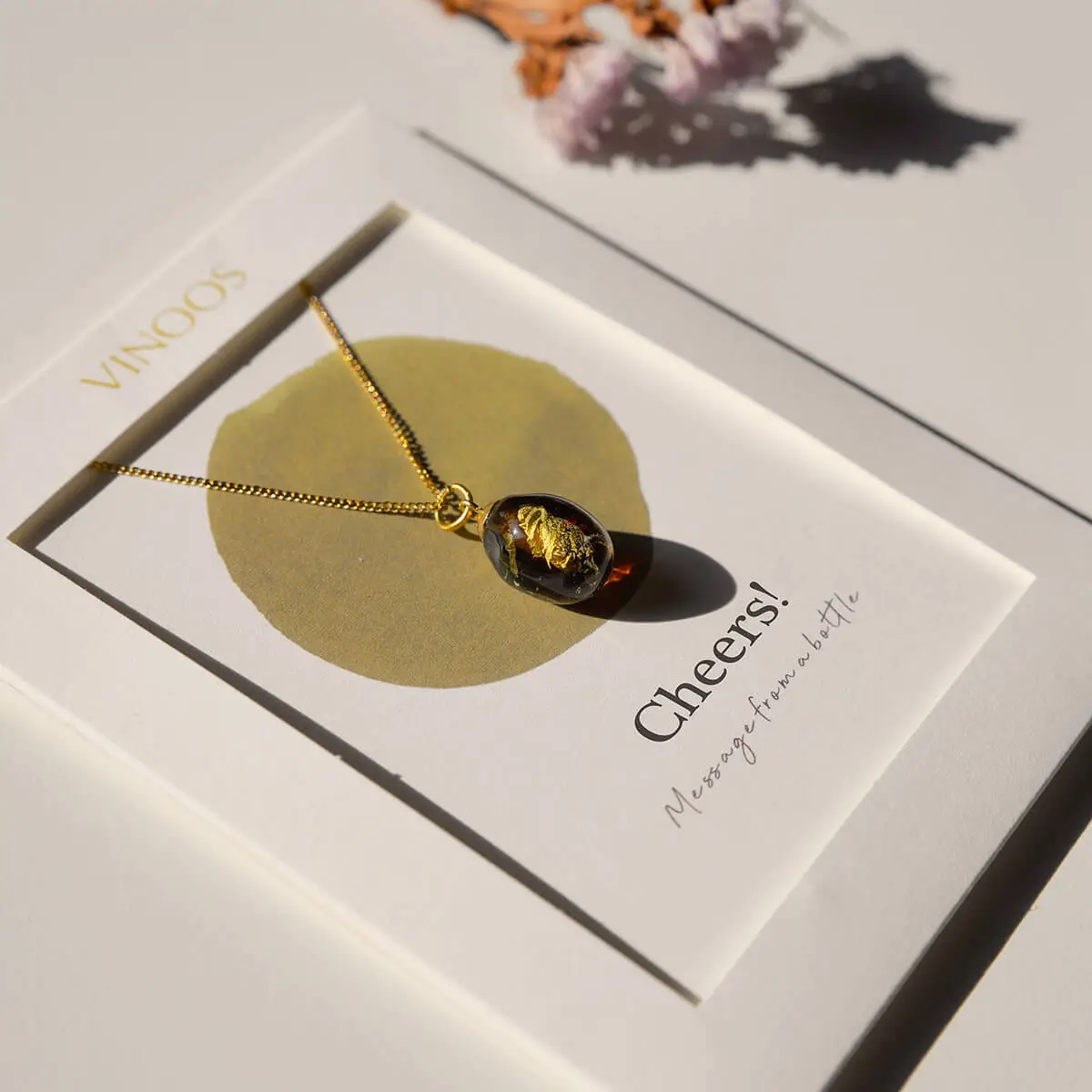 vinoos-ode-to-green-cheers-halskette-kastanienbraun-blattgold-45cm image 3