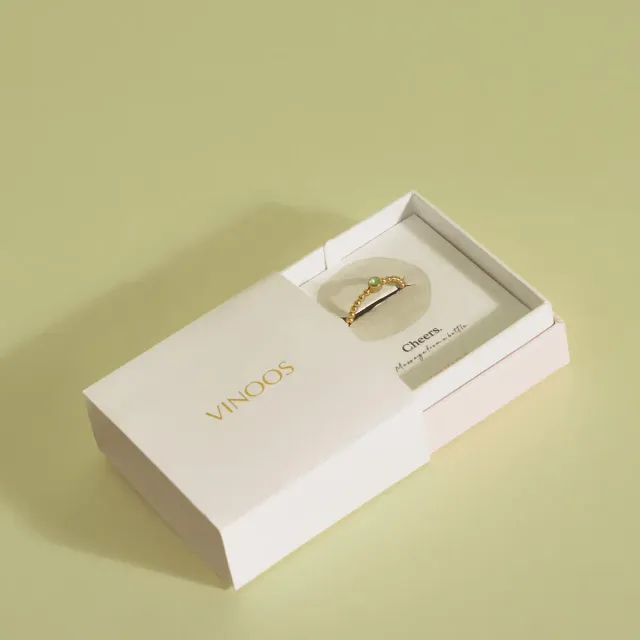 vinoos-colours-of-wine-ring-gold-gr-n-goldring-gr-ner-stein-gleichgewicht image 1